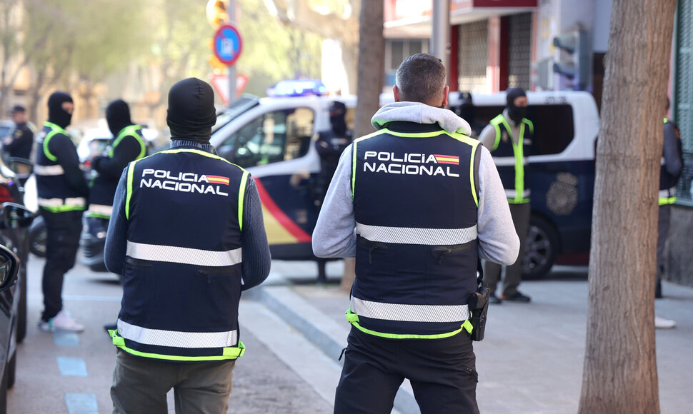 Ispanijos policija / Isaac Buj / ZUMAPRESS.com