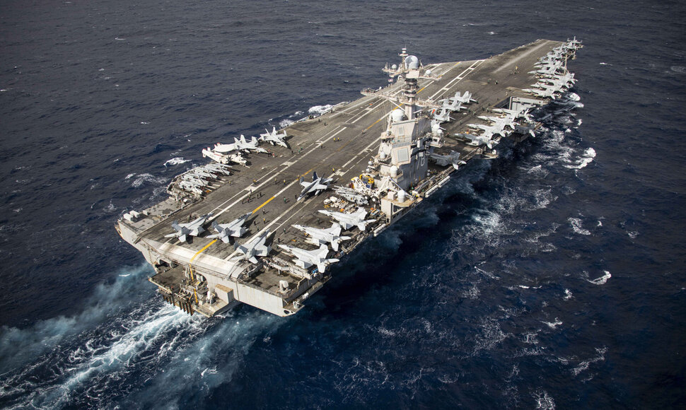 JAV lėktuvnešis / Mc2 Tajh Payne/U.S Navy / ZUMAPRESS.com