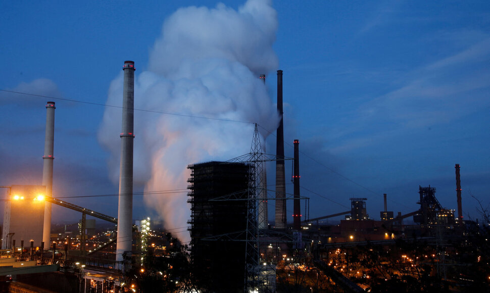 Leon Kuegeler / REUTERS