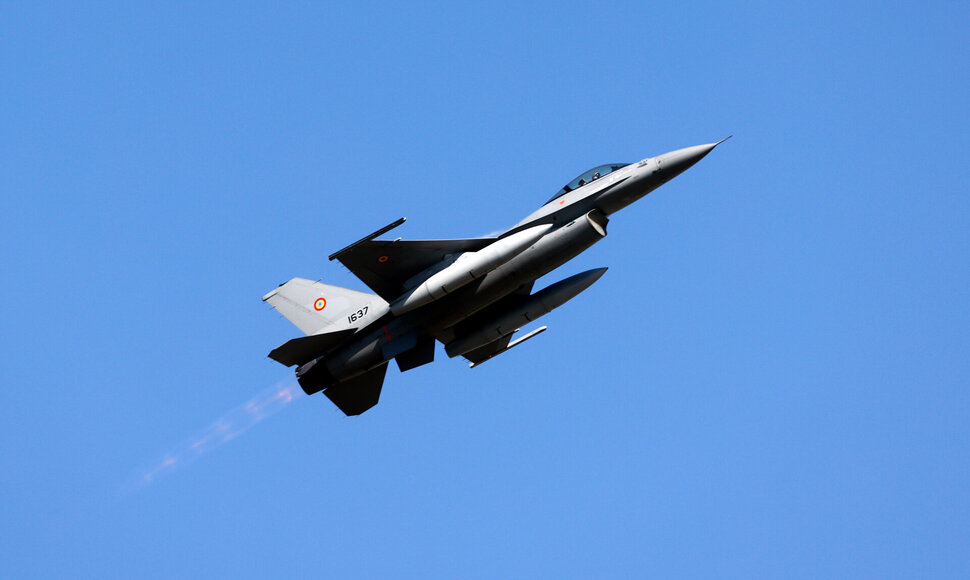 Rumunijos F-16 naikintuvas / Cristian Cristel / ZUMAPRESS.com