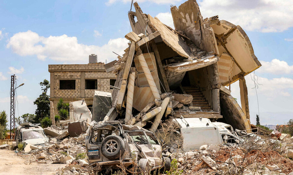 Izraelio smūgių Libane padariniai / MAHMOUD ZAYYAT / AFP