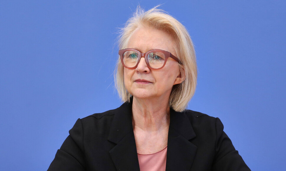 Ekonomikos ekspertų tarybos pirmininkė Monika Schnitzer / IMAGO/dts Nachrichtenagentur / IMAGO/dts Nachrichtenagentur