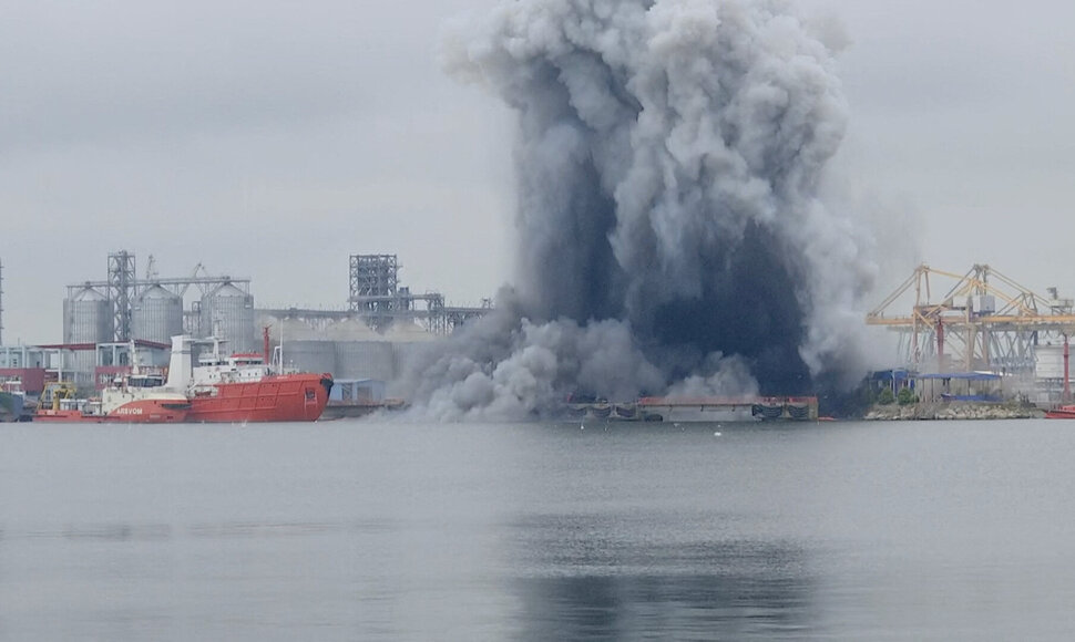 Sprogimas Rumunijos uoste / OBSERVATOR ANTENA1 / via REUTERS