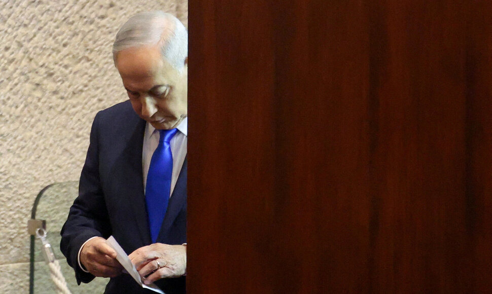 Benjaminas Netanyahu / Ronen Zvulun / REUTERS