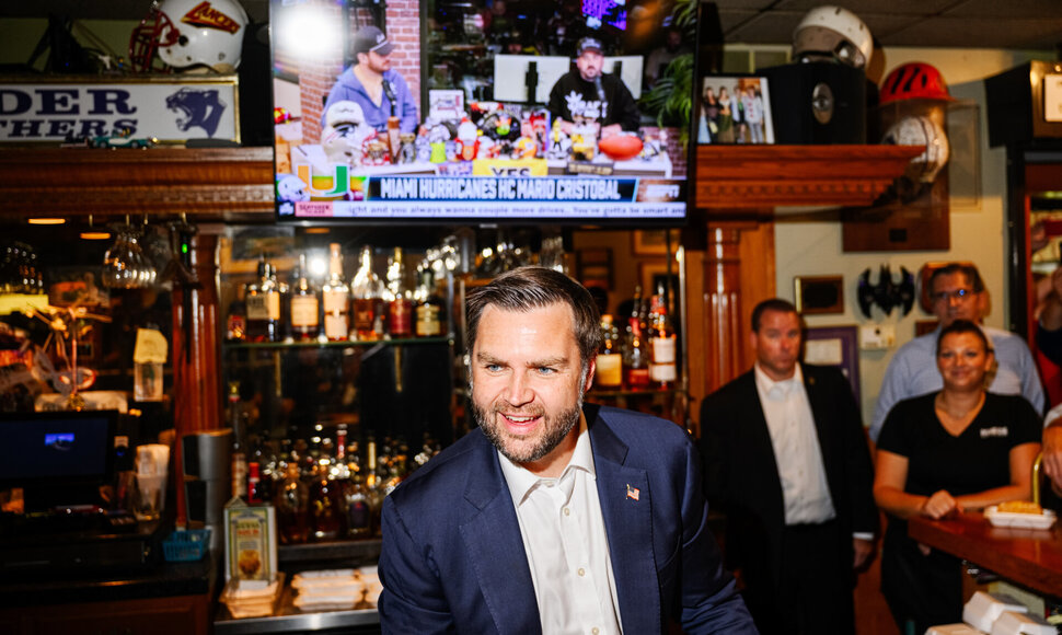 J. D. Vance'as / / AP
