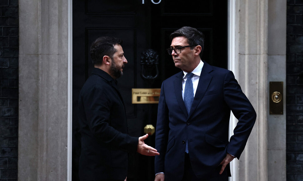 HENRY NICHOLLS / AFP