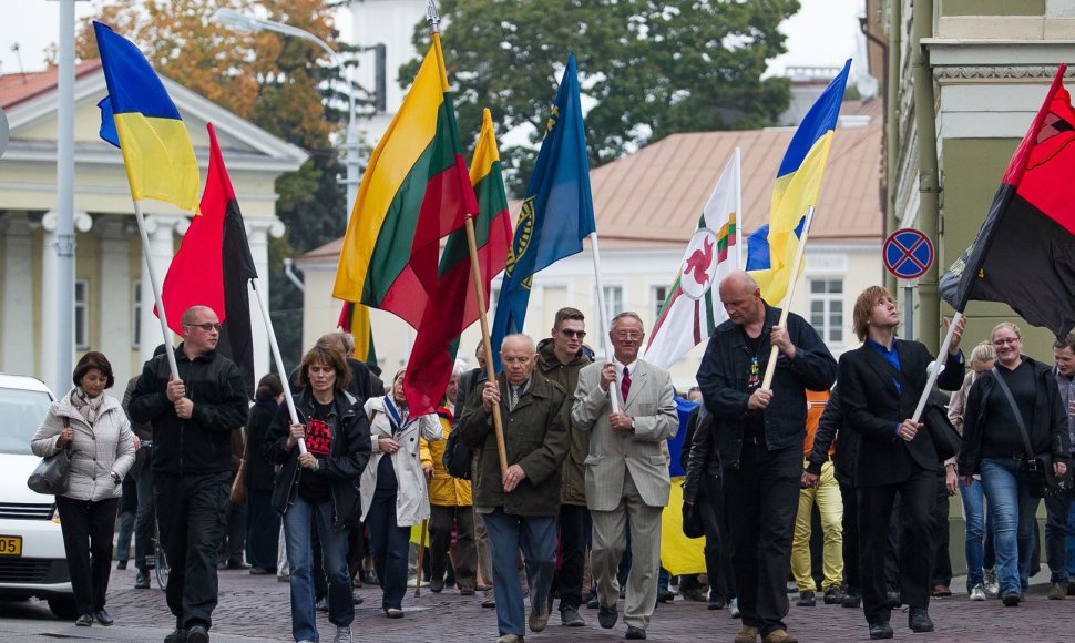 Lietuviai eitynėse išreiškė paramą Ukrainai