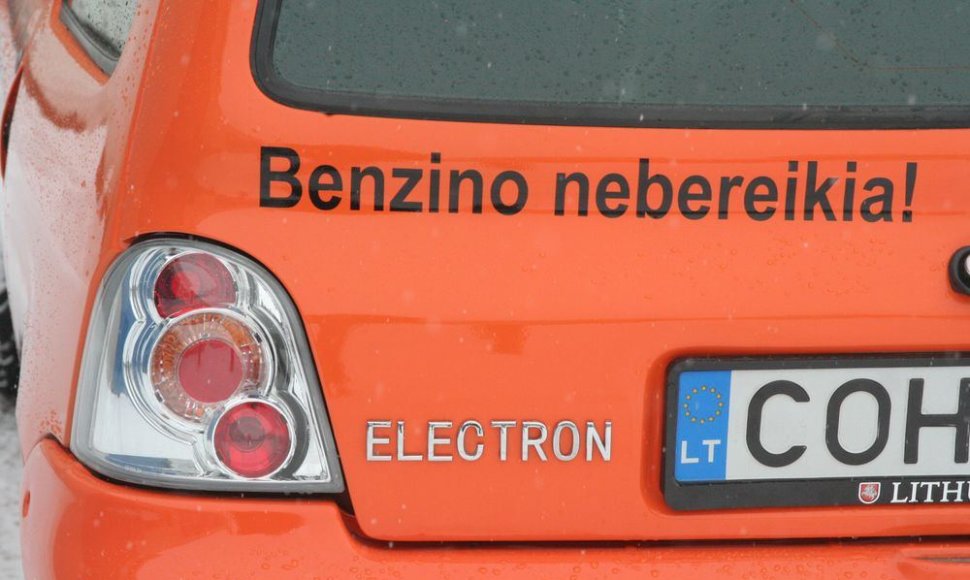 Šiauliečio Donato Skulskio sukonstruotas elektromobilis „Elektron Twingo“.