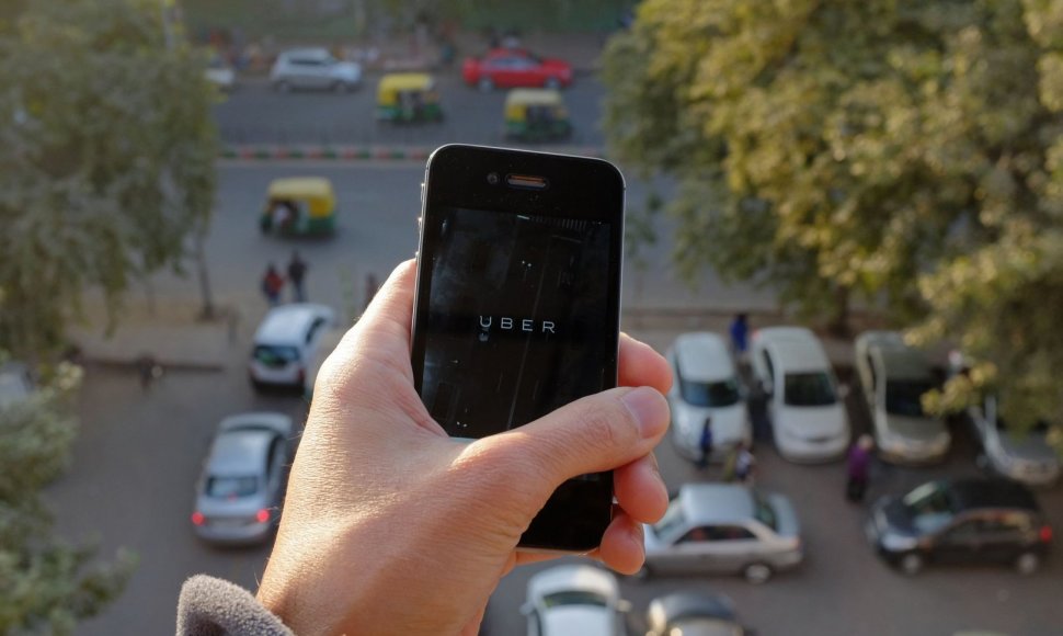 „Uber“ taksi Indijoje