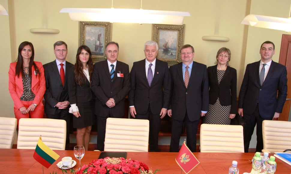 Pasirašytas Lietuvos ir Juodkalnijos tarpusavio sutarimų memorandumas