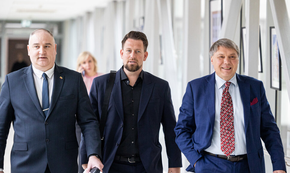 Mantas Poškus, Robert Puchovič, Dainius Varnas