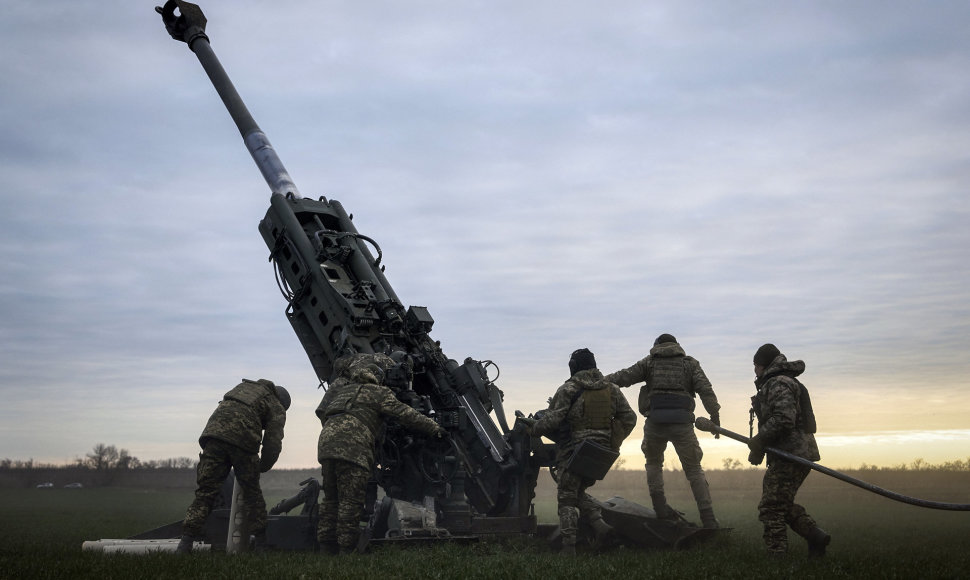 Ukrainos kariai su M777 haubica