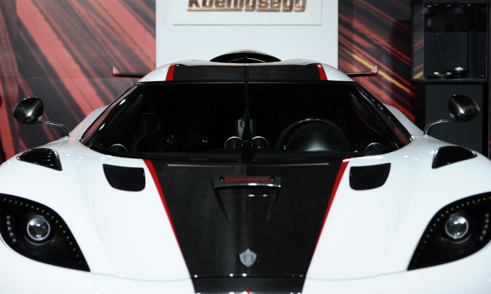 „Koenigsegg“ parduoda įžymųjį „One:1“