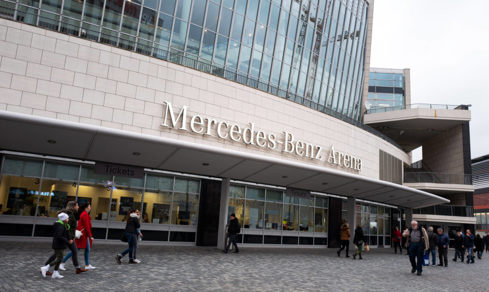 „Mercedes Benz“ arena Berlyne