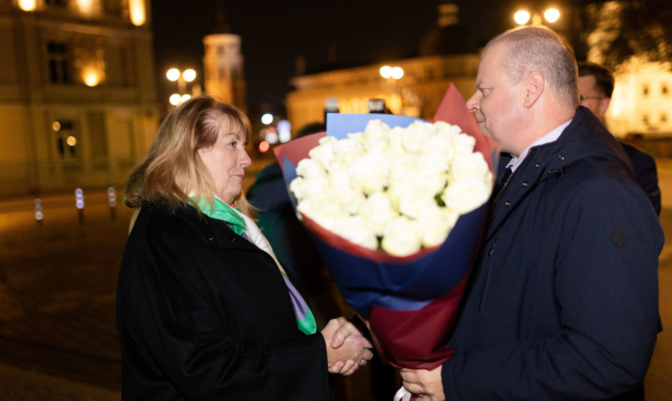 Restorane „Grey“ Seimo rinkimų antrojo turo rezultatų laukia Lietuvos socialdemokratų partija