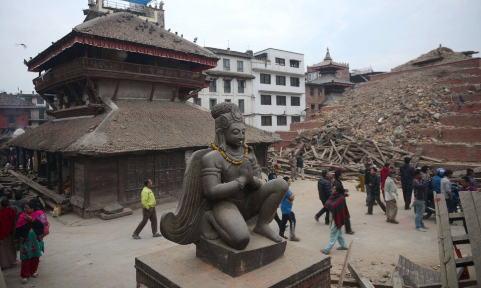 Nepalas po galingo žemės drebėjimo