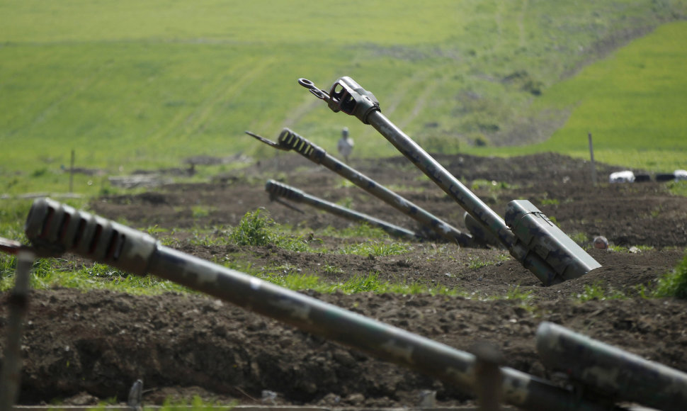 Armėnijos pajėgų artilerijos pabūklai