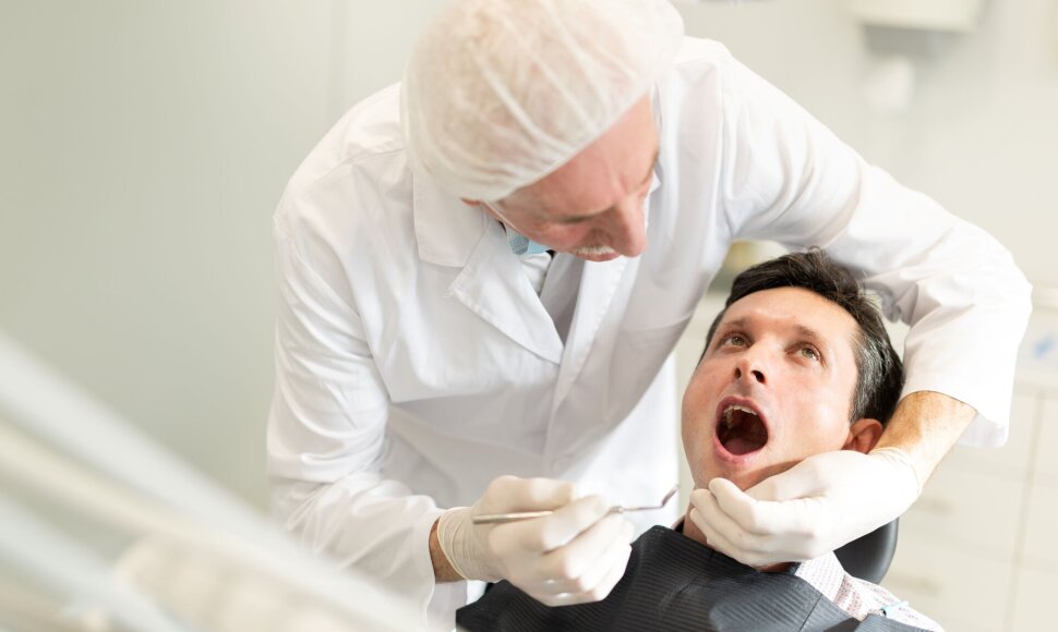 Odontologo apžiūra
