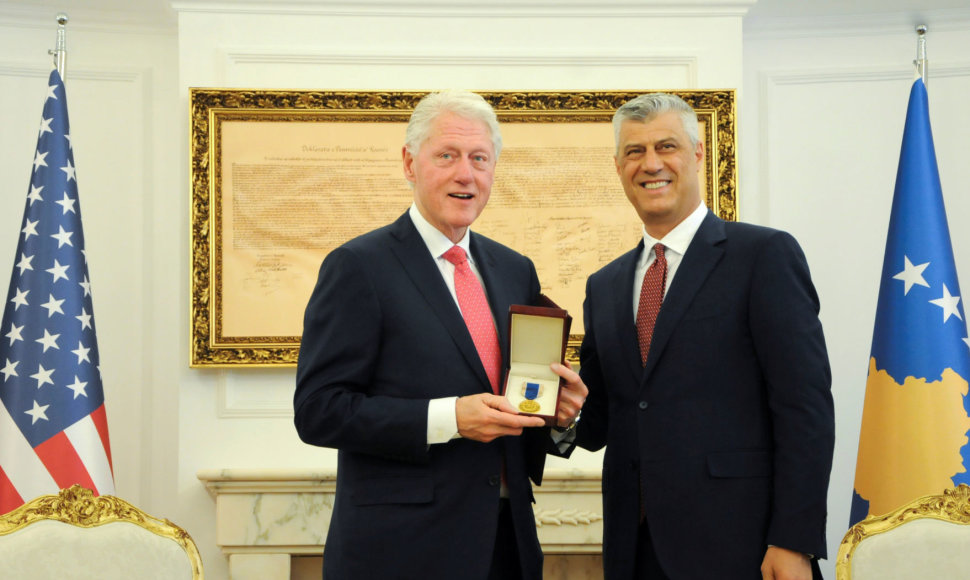 Billas Clintonas ir Hashimas Thaci