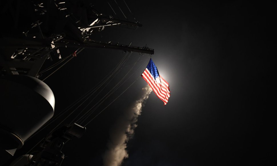 JAV smogė raketomis Sirijai