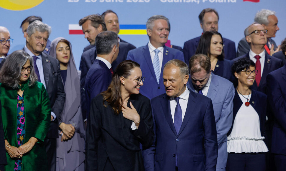 J. Svyrydenko ir D. Tuskas / WOJTEK RADWANSKI / AFP