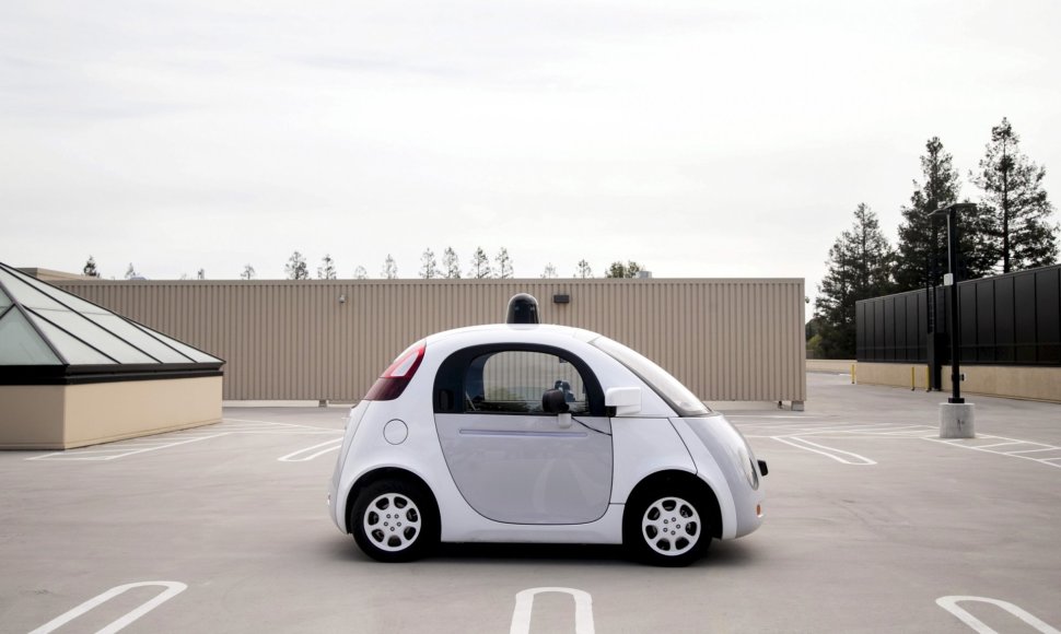 „Google“ autonominis automobilis