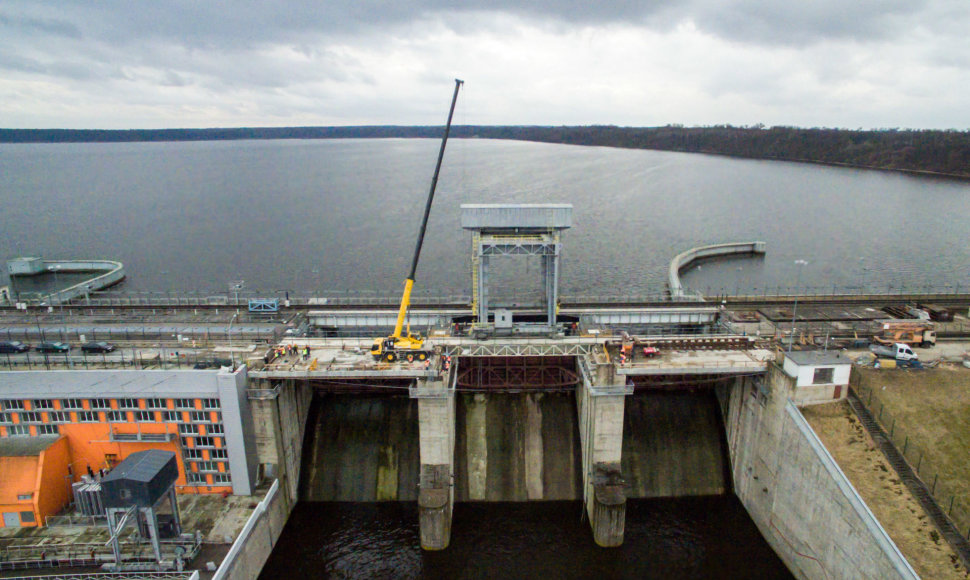 Tilto per Kauno hidroelektrinę rekonstrukcija