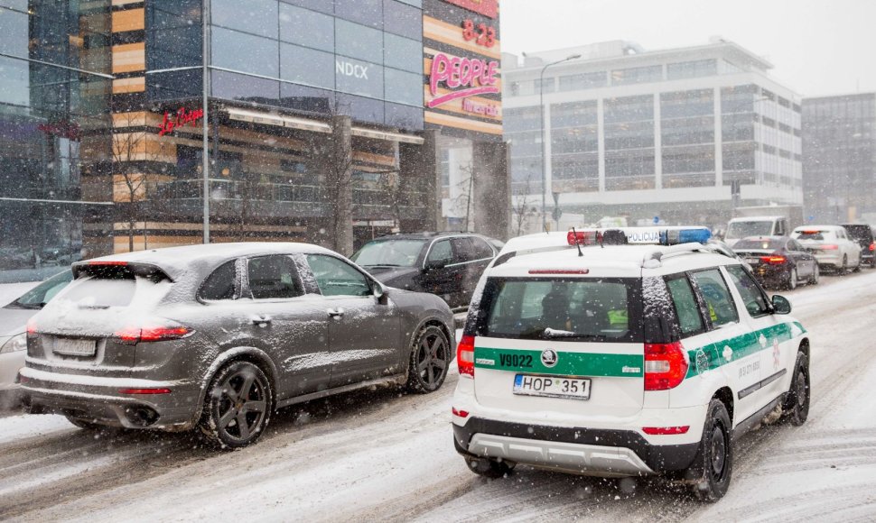 Sunkios eismo sąlygos šalia „Panoramos“