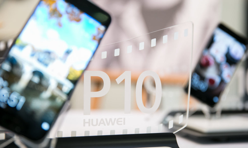 „Huawei P10“ pristatymo akimirka