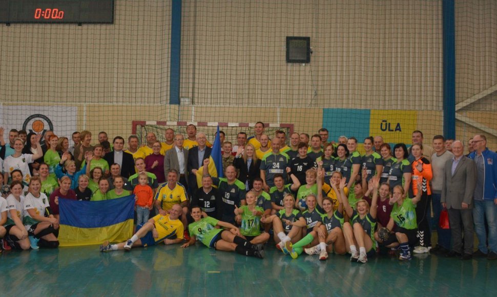 Varėnoje įvyko ketvirtasis tarptautinis veteranų rankinio turnyras „Ukrainos ambasadoriaus Lietuvoje taurė 2019“. 