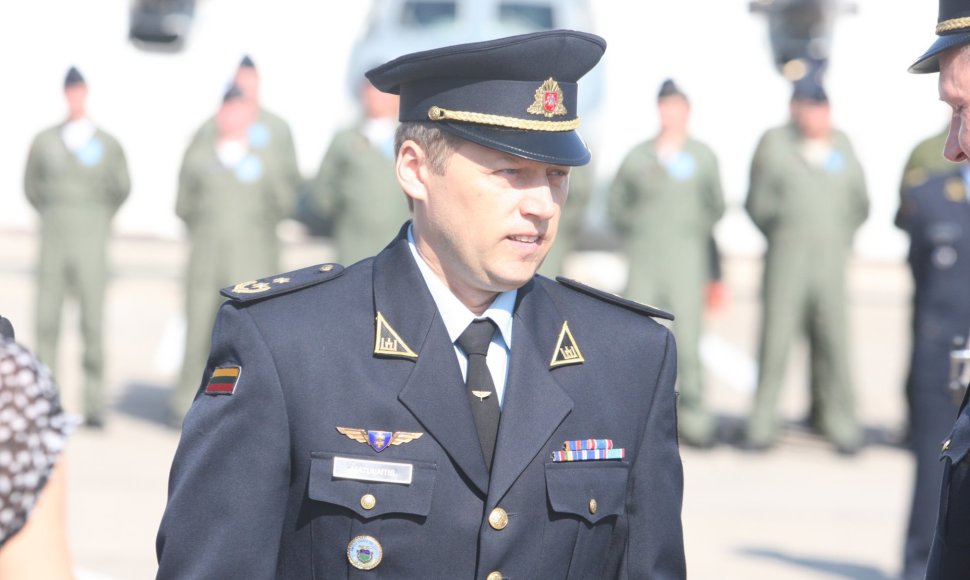 Lietuvos karinėms oro pajėgoms nuo šiol vadovaus pulkininkas leitenantas Marius Matulaitis.