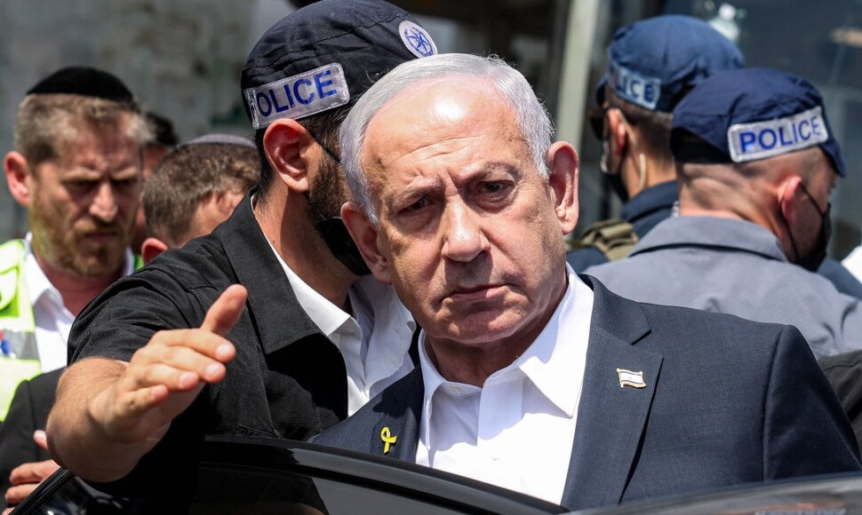 Benjaminas Netanyahu  / RONEN ZVULUN / AFP