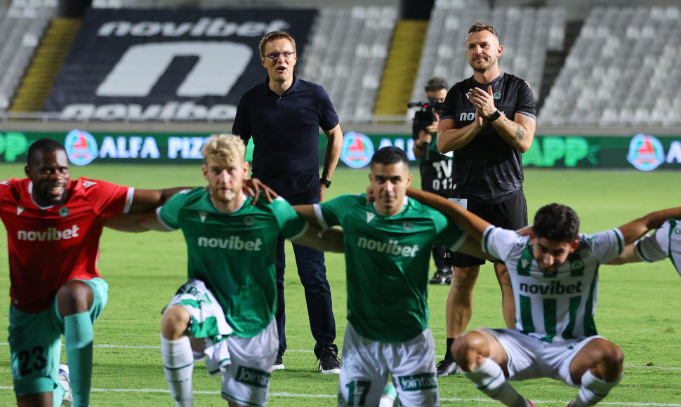 Valdas Dambrauskas ir „Omonia“ švenčia įspūdingą pergalę