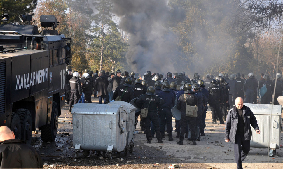 Bulgarijos policija turėjo tramdyti migrantus