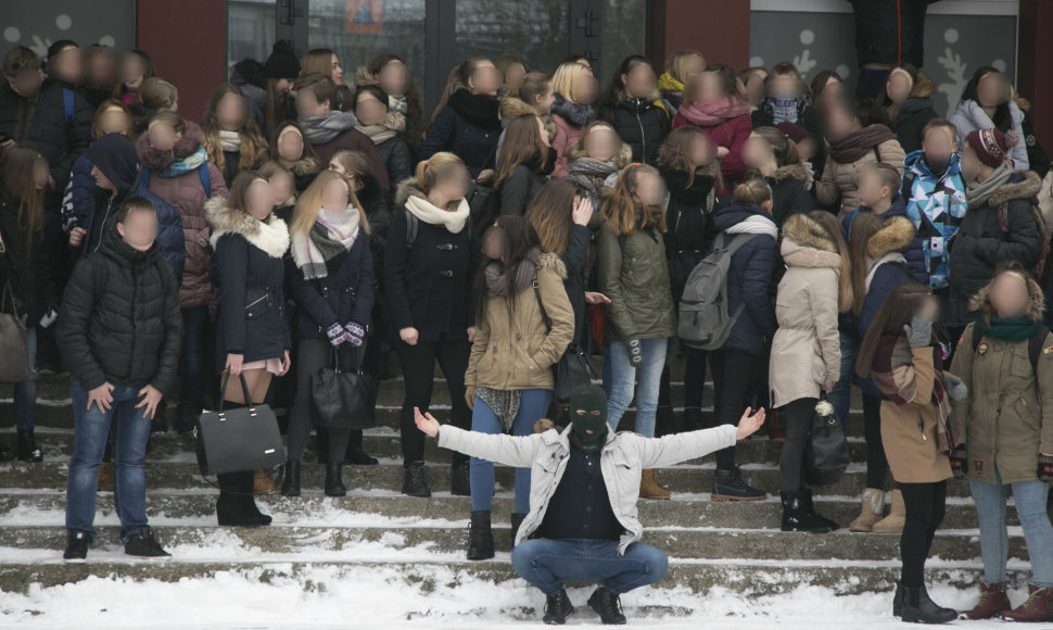 Mokinių protestas Vilniaus „Laisvės“ gimnazijoje
