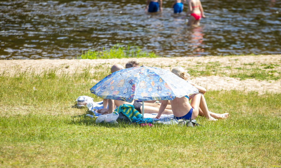 Sekmadienis Valakampių I paplūdimyje