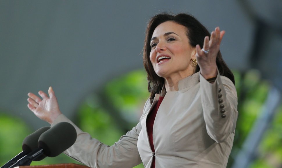 8. „Facebook“ generalinė direktorė Sheryl Sandberg