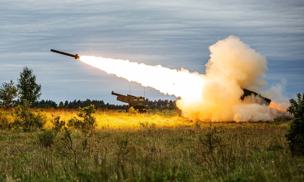 HIMARS raketų paleidimo sistema