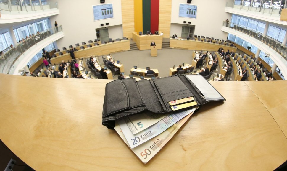 Seime pradėta svarstyti 2016 metų biudžetas