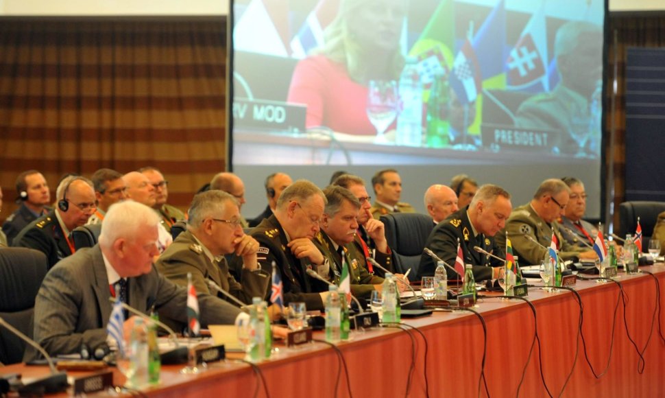 Jonas Vytautas Žukas (centre) dalyvavo NATO karinio komiteto išvažiuojamoje konferencijoje Kroatijoje.