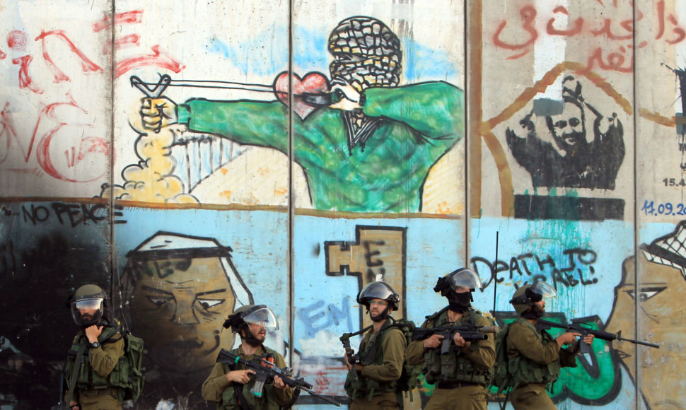 Izraelį ir Palestiną skirianti siena