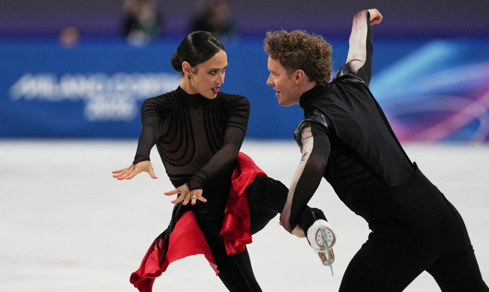 Madison Chock ir&nbsp;Evanas&nbsp;Batesas pelnė sidabrą
