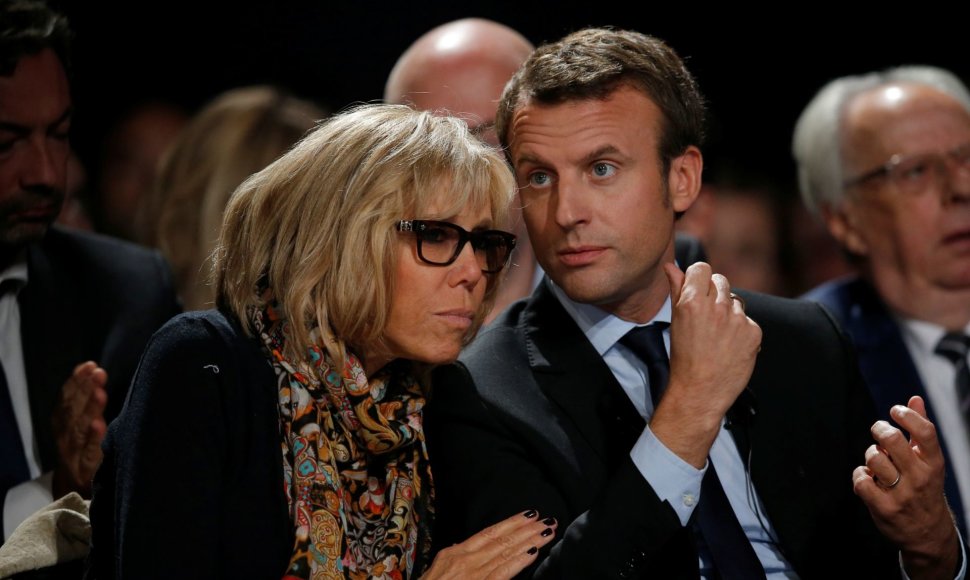 Emmanuelis Macronas su žmona Brigitte Trogneux