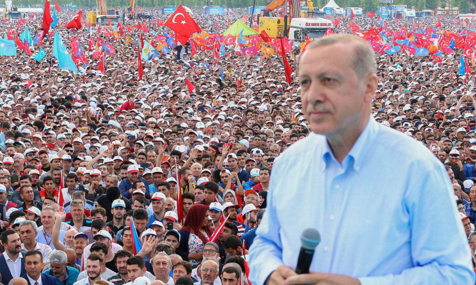Recepas Tayyipas Erdoganas per mitingą