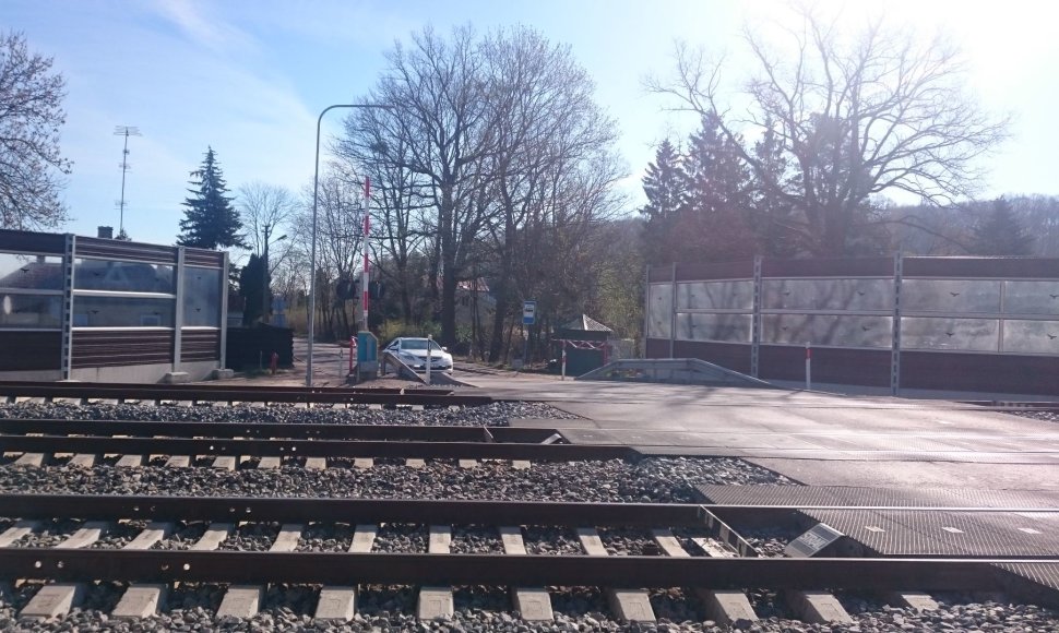 Iškart už pervažos Kaune įrengtas viešojo transporto sustojimas