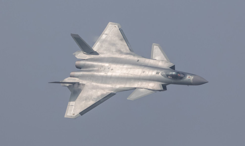 Kinijos naikintuvas J-20