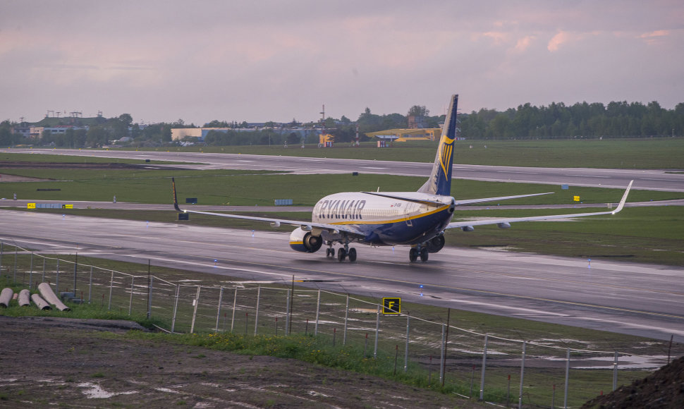 Grįžo „Ryanair“ lėktuvas iš Minsko