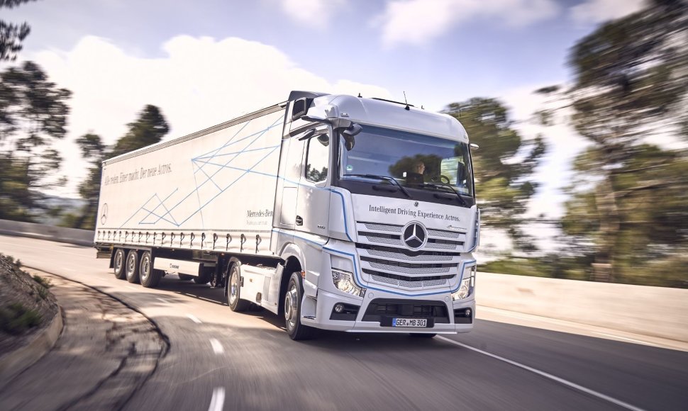 „Mercedes-Benz Actros“