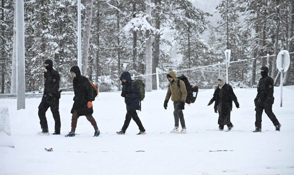 Migrantai prie Suomijos sienos
