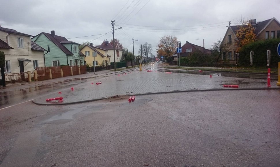 Tauragėje suniokoti saugumo salelės stulpeliai